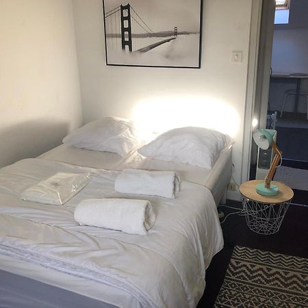 Ferienwohnung Le Victor Hugo 4 D Et Sa Pizza Offerte Aurillac Exterior foto